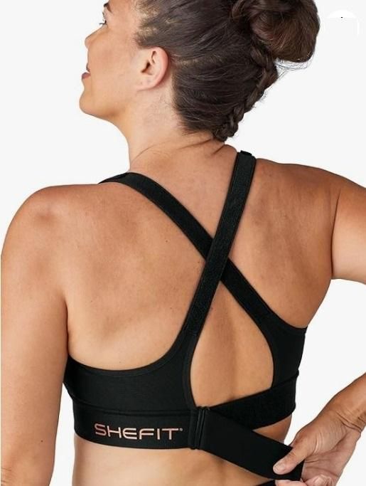 Ultimate Sports Bra for Women – Cash on Delivery Available!